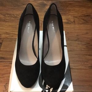 Nine West Enhancingo black suede 10M